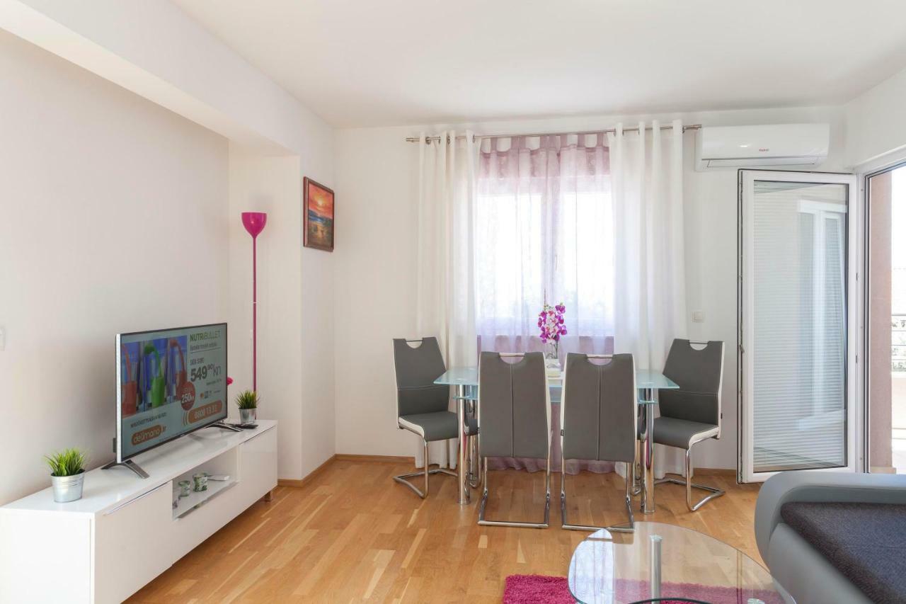 Apartments Dora Макарска Экстерьер фото